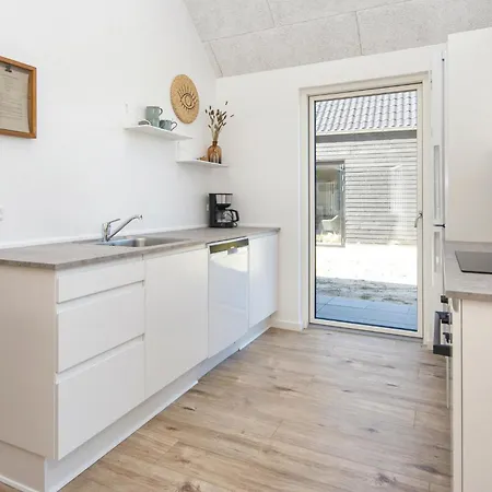 度假居 4 Bedroom Amazing In Romo
