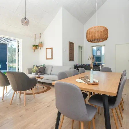 4 Bedroom Amazing In Romo Kongsmark
